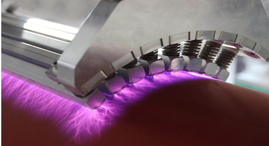 The difference and connection between plasma treatment and corona treatment
