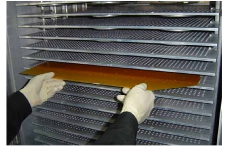 Principle of plasma cleaning process for drilling dirt on the hole wall of R-FPCB rigid flex bonding plate
