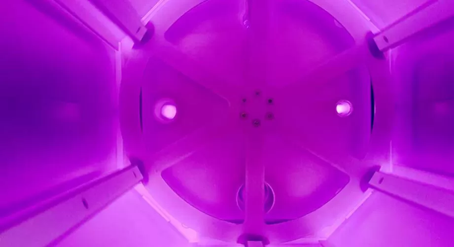 The difference between plasma cleaning and plasma etching