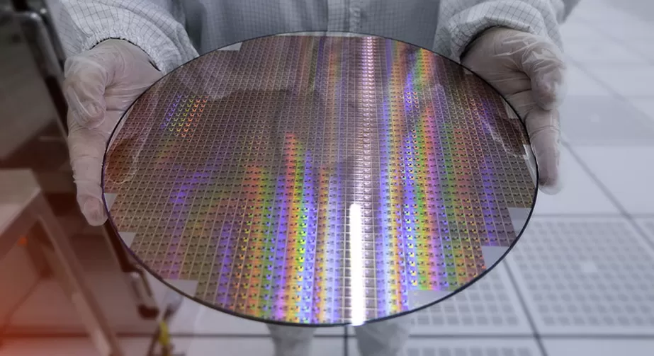 Plasma ashing for photoresist removal