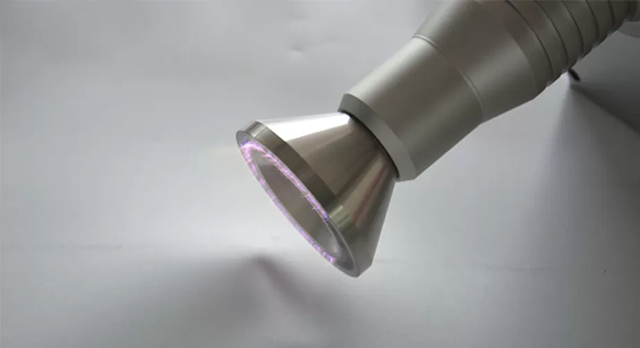 Plasma surface treatment solves the problem of warping of pressure-sensitive adhesive bonding for washing machine keyboard film switches