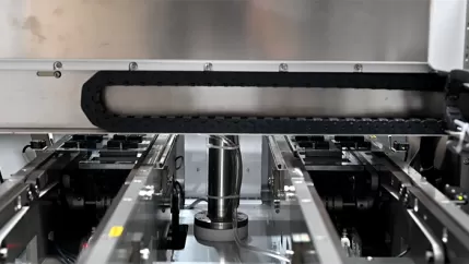 Online dual track vacuum plasma cleaning machine