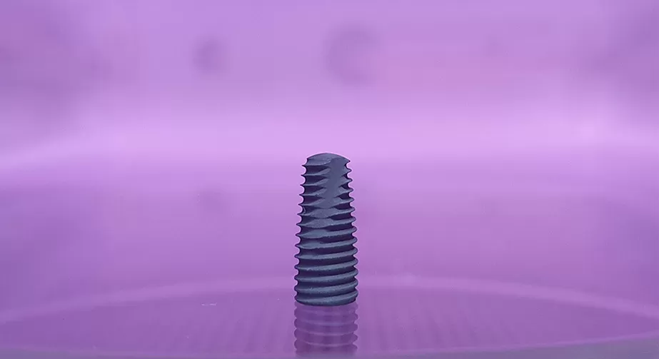 The role of low-temperature plasma treatment in titanium implant repair