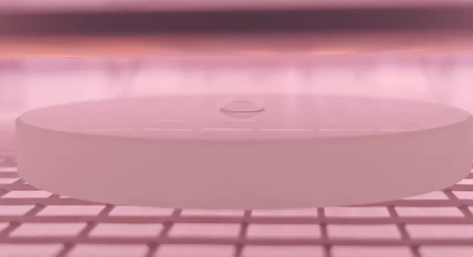 Application of plasma cleaning technology for orthokeratology lenses (OK lenses)