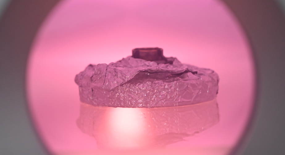 Plasma cleaning of PCBA solder pads in optical communication modules improves wire bonding strength